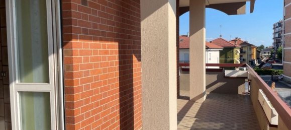 5 rooms Apartment in Carmagnola, Italy No. 271694 12