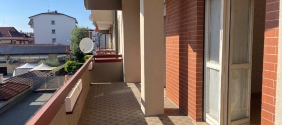 5 rooms Apartment in Carmagnola, Italy No. 271694 8