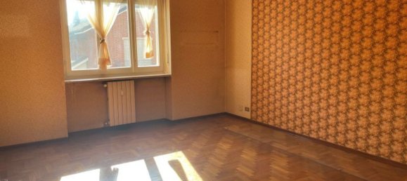 5 rooms Apartment in Carmagnola, Italy No. 271694 39