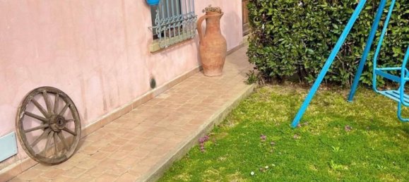 Studio in Rosignano Marittimo, Italy No. 281390 4