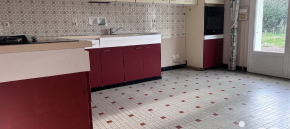 8 rooms House in Challans, France No. 97739 6