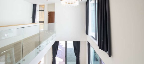 4 bedrooms House in Chiang Mai, Thailand No. 26990 6