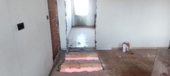 5 rooms House in Veronella, Italy No. 60845 18