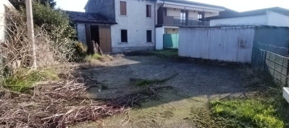 5 rooms House in Veronella, Italy No. 60845 26