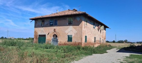 8 bedrooms House in Castelfranco Emilia, Italy No. 312535 10