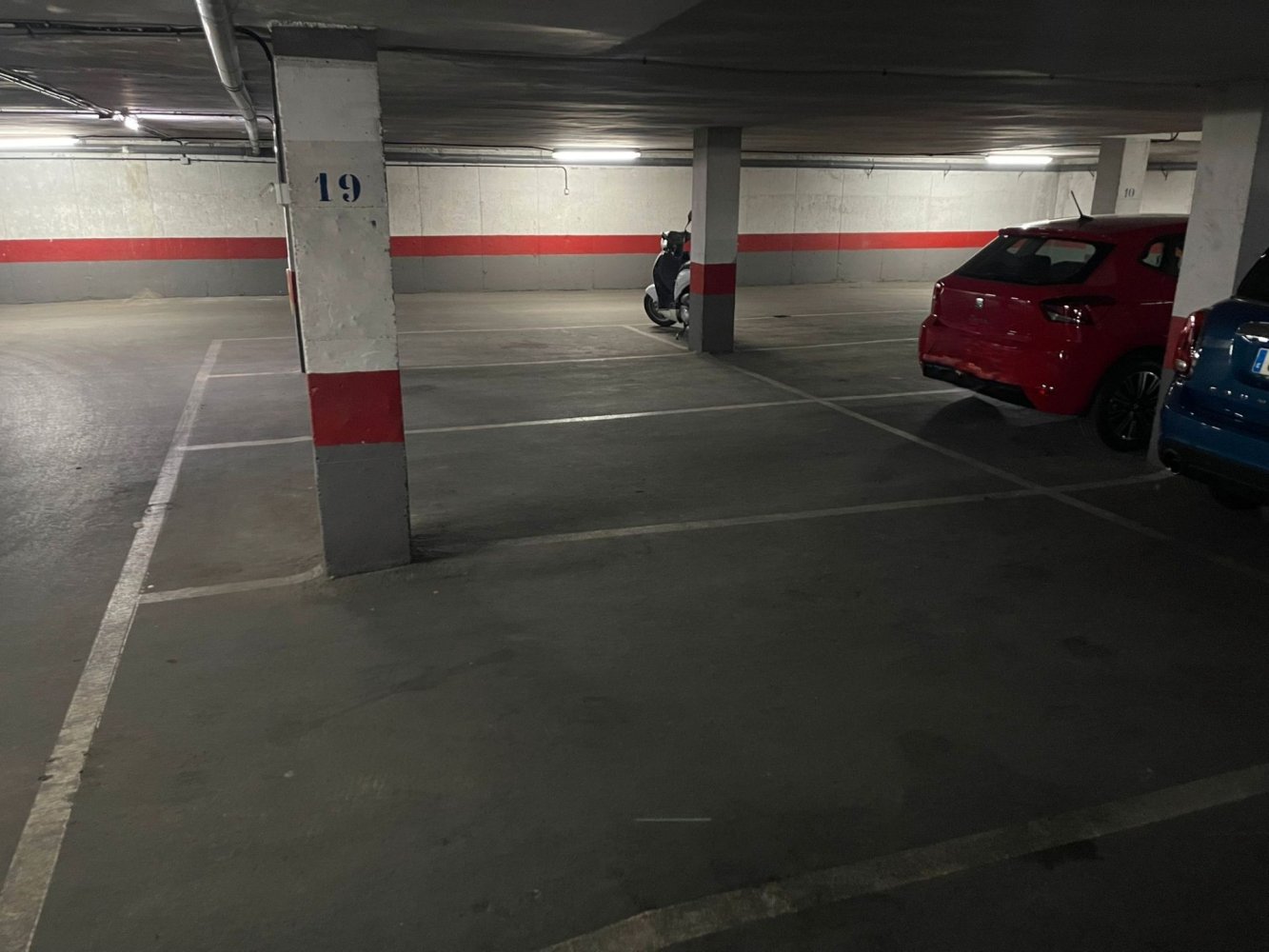 Гараж 15м² в Гранада, Испания № 213954