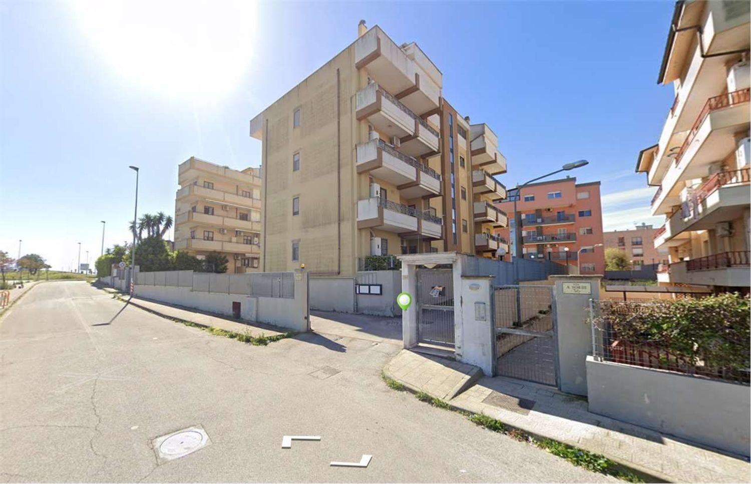 Apartamento T7 em Taranto, Italy N.º 329999