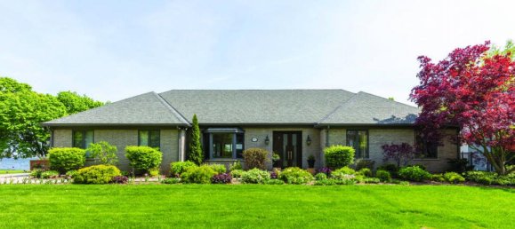 4 غرف نوم منزل في Burlington, Canada رقم 143 2