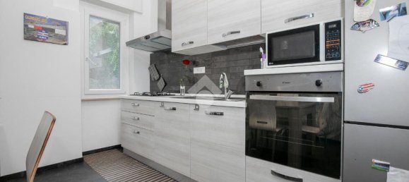 4 rooms Apartment in Genoa, Italy No. 299803 12