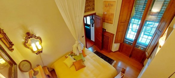 3 rooms Apartment in Florence, Italy No. 203748 3