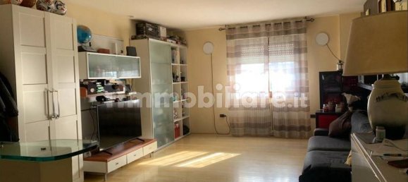 1 bedroom Apartment in Florence, Italy No. 52089 2