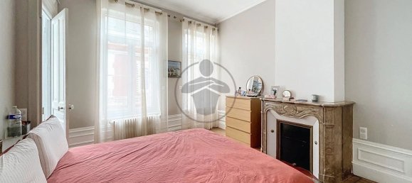 Casa T5 em Saint-Quentin, France N.º 56146 8