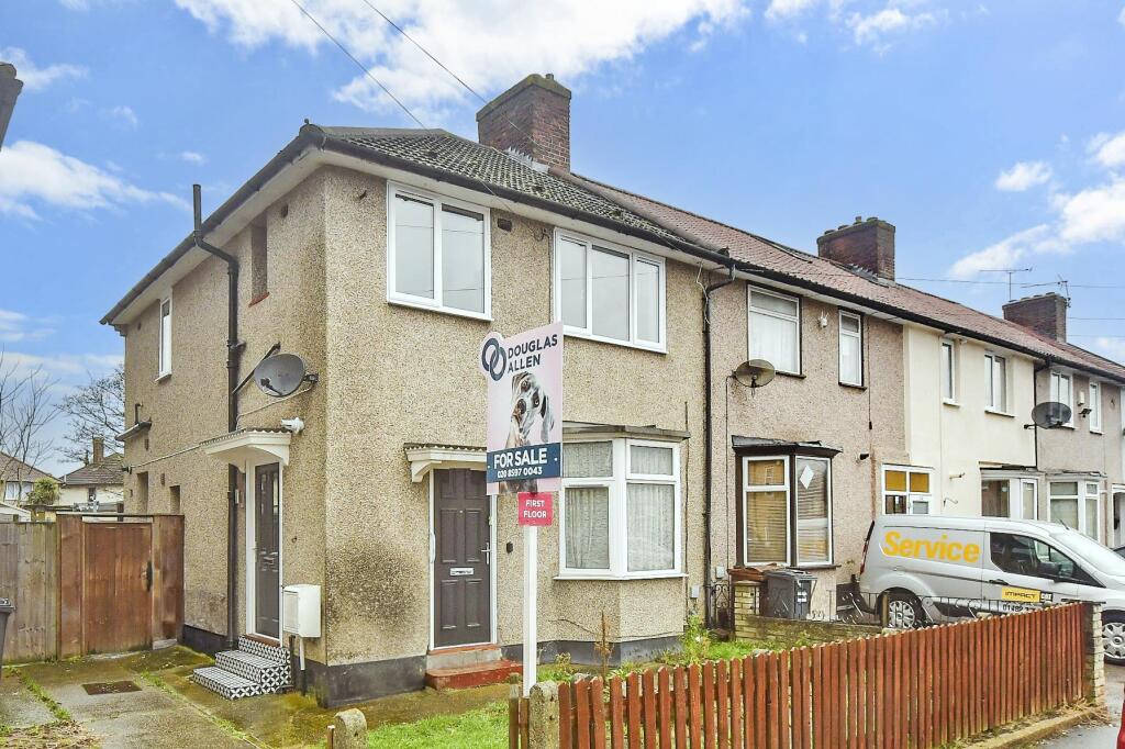 1 bedroom Maisonette in Essex, United Kingdom No. 4176