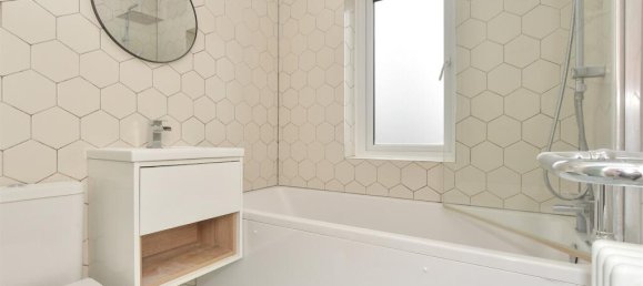 1 bedroom Maisonette in Essex, United Kingdom No. 4176 7