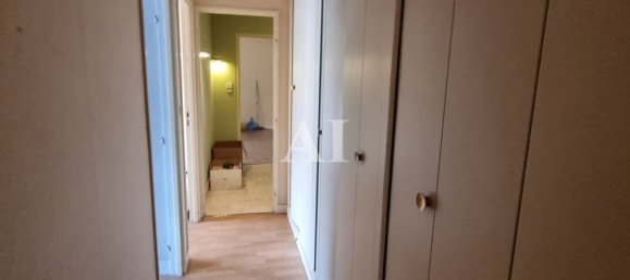 3 bedrooms Apartment in Bourges, France No. 79995 4