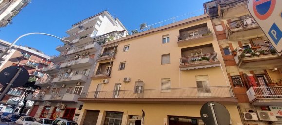 3 rooms Apartment in Rome, Italy No. 269011 14