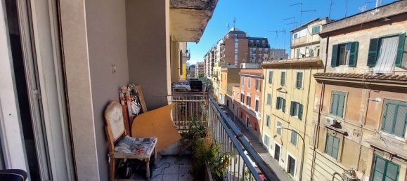 3 rooms Apartment in Rome, Italy No. 269011 11