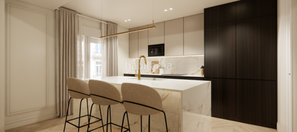 Apartamento de 3 dormitorios en Madrid, Spain No. 98402 7