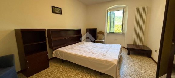 4 bedrooms House in Scheggia e Pascelupo, Italy No. 270950 16