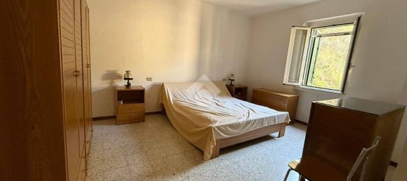 4 bedrooms House in Scheggia e Pascelupo, Italy No. 270950 18