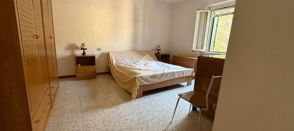 4 bedrooms House in Scheggia e Pascelupo, Italy No. 270950 19