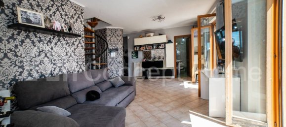 2 bedrooms Apartment in Guidonia Montecelio, Italy No. 276388 10