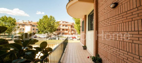 2 bedrooms Apartment in Guidonia Montecelio, Italy No. 276388 3