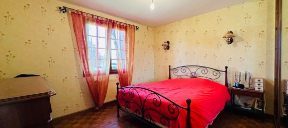 4 bedrooms House in Sorigny, France No. 72525 24