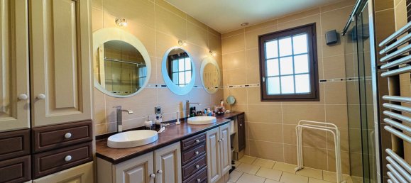 4 bedrooms House in Sorigny, France No. 72525 13