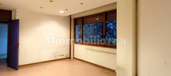 5 rooms Office in Milan, Italy No. 240954 16