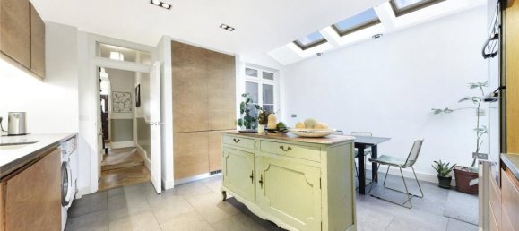 Casa de 4 dormitorios en London, United Kingdom No. 7229 10