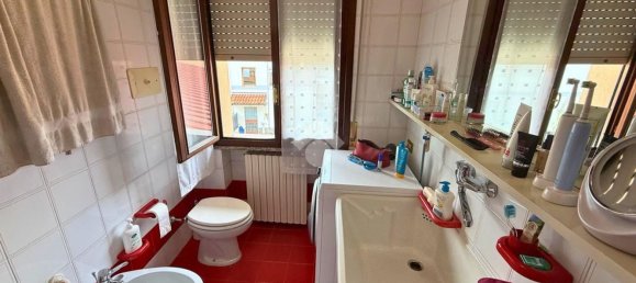 3غرفة شقة في Capriolo, Italy رقم 335585 26