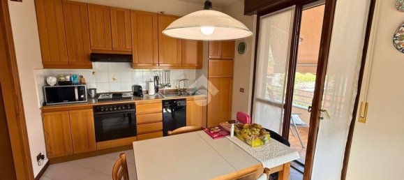 3غرفة شقة في Capriolo, Italy رقم 335585 12