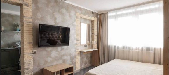 2 rooms Apartment in Modena, Italy No. 268271 12