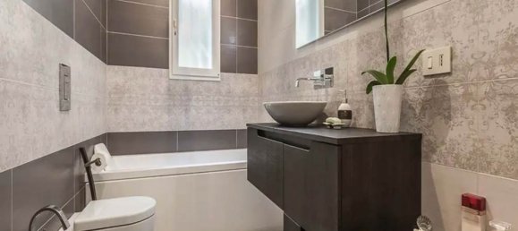 2 rooms Apartment in Modena, Italy No. 268271 14