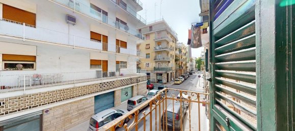 2 rooms Apartment in Bari, Italy No. 170920 5