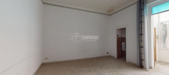 2 rooms Apartment in Bari, Italy No. 170920 7