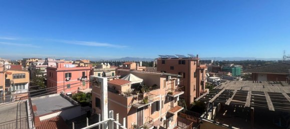 3 rooms Apartment in Rome, Italy No. 26439 13