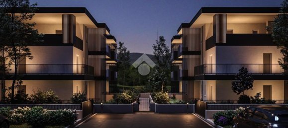 Apartamento de 5 habitaciónes en Castelfranco Emilia, Italy No. 41198 12