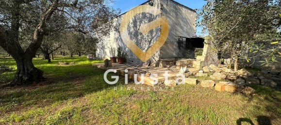 3 rooms House in San Michele Salentino, Italy No. 37530 15