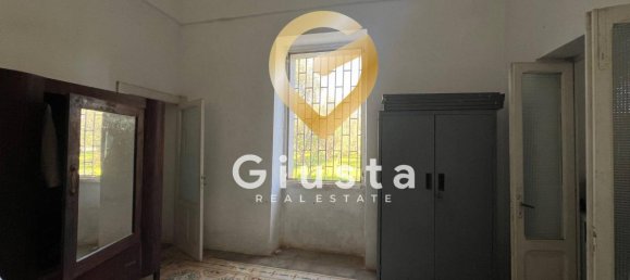 3 rooms House in San Michele Salentino, Italy No. 37530 20