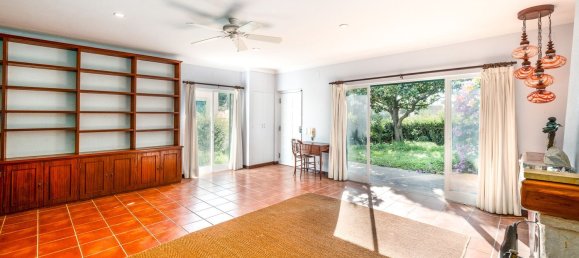 2 bedrooms House in Cascais, Portugal No. 138975 2