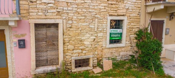 4 rooms House in Sant'Anna d'Alfaedo, Italy No. 24478 7