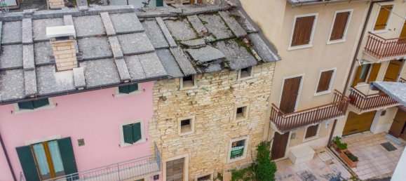 4 rooms House in Sant'Anna d'Alfaedo, Italy No. 24478 2