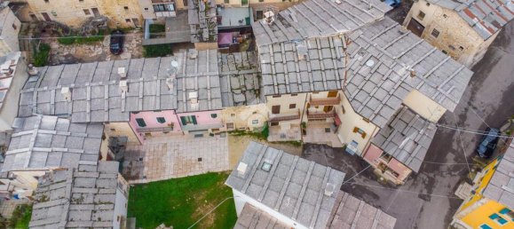 4 rooms House in Sant'Anna d'Alfaedo, Italy No. 24478 4