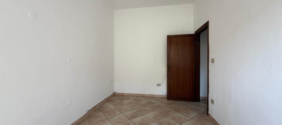 Apartamento de 2 dormitorios en Cecina, Italy No. 287253 15