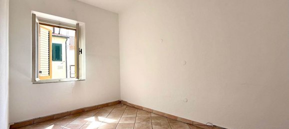 Apartamento de 2 dormitorios en Cecina, Italy No. 287253 14