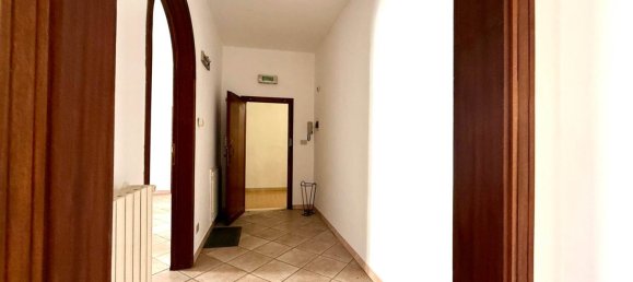 Apartamento de 2 dormitorios en Cecina, Italy No. 287253 20
