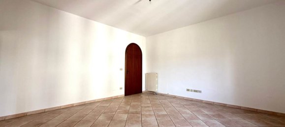Apartamento de 2 dormitorios en Cecina, Italy No. 287253 8