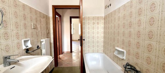 Apartamento de 2 dormitorios en Cecina, Italy No. 287253 17